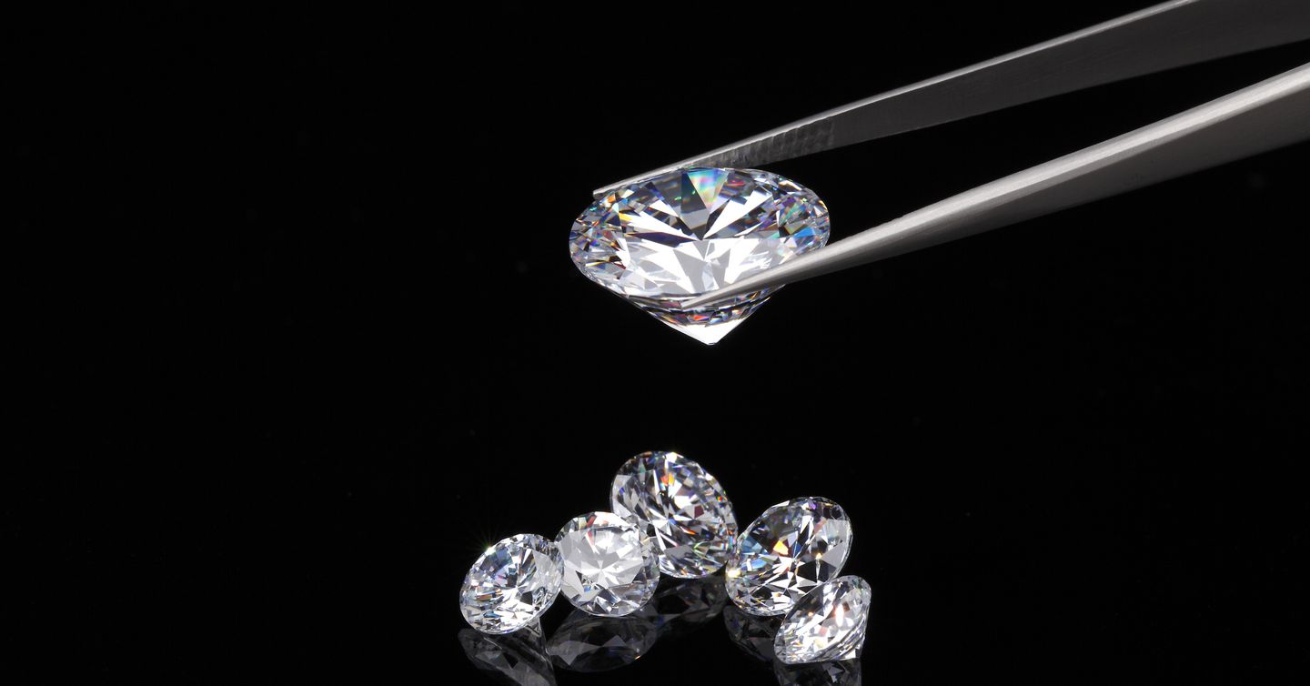 Moissanite có khả năng tỏa sáng vượt trội