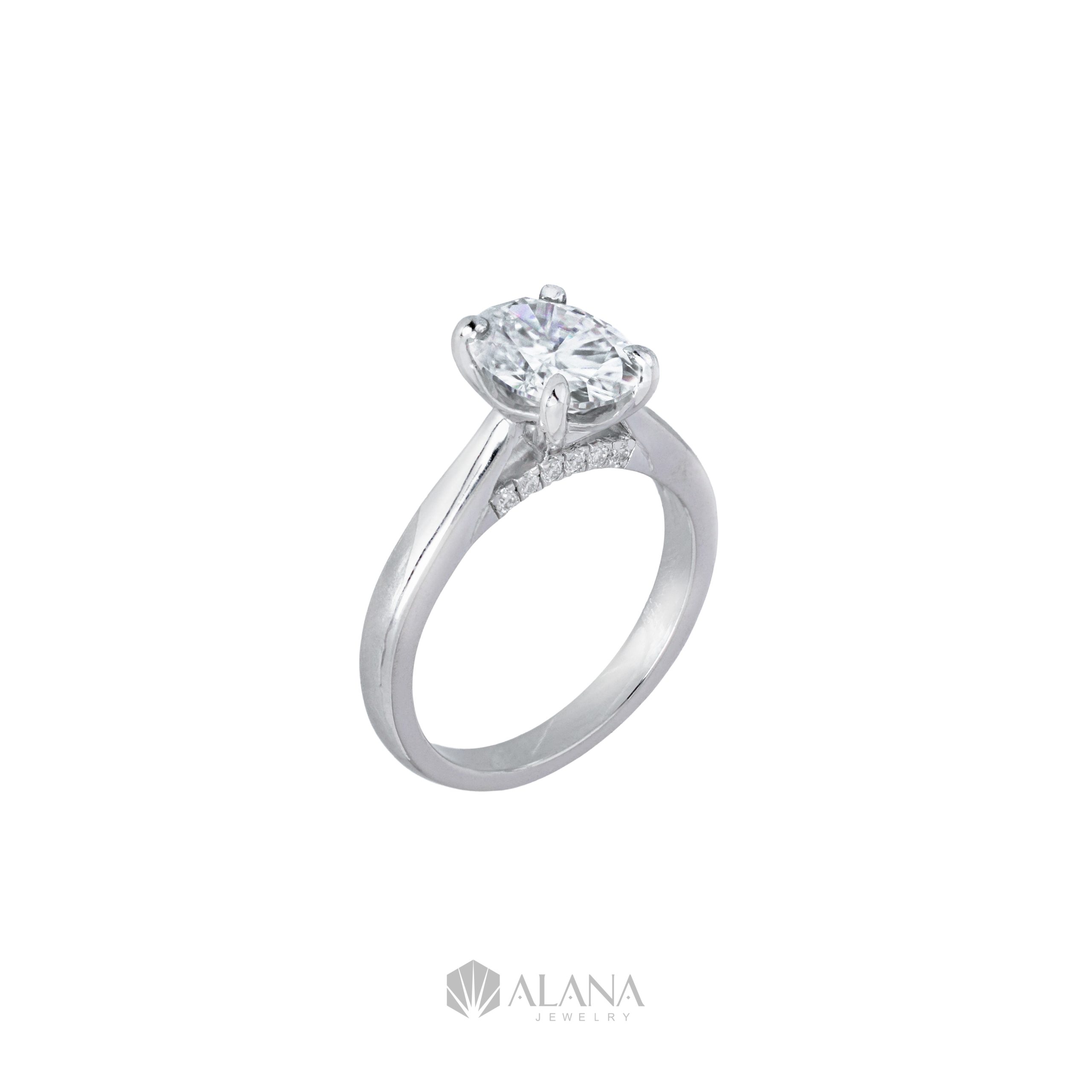Nhẫn Oval Đính Moissanite Chủ 7x9 - RWS090014